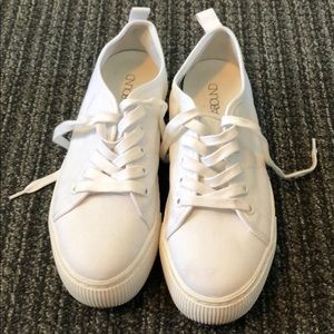 Platform sneakers